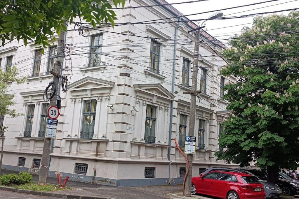 Central, Big Terrace, Near River Тимишоара Екстериор снимка